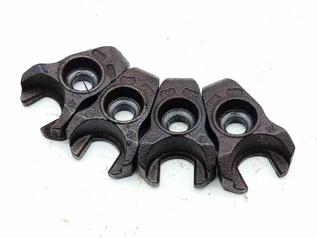 Fuel Injector clamp holder