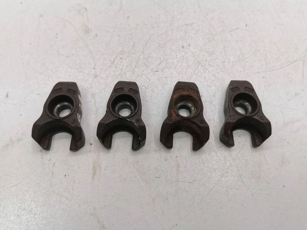 Fuel Injector clamp holder