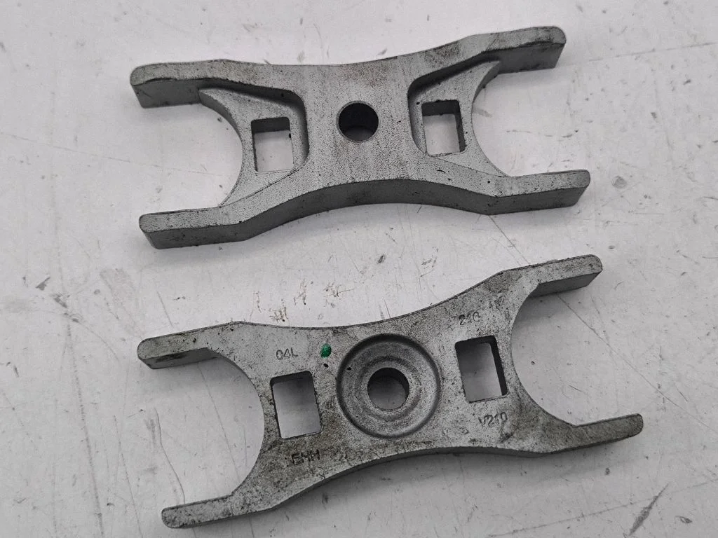 Fuel Injector clamp holder