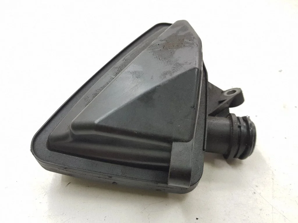 Sisselaske resonaator – Mercedes-Benz R-klass W251 (2005-2013)