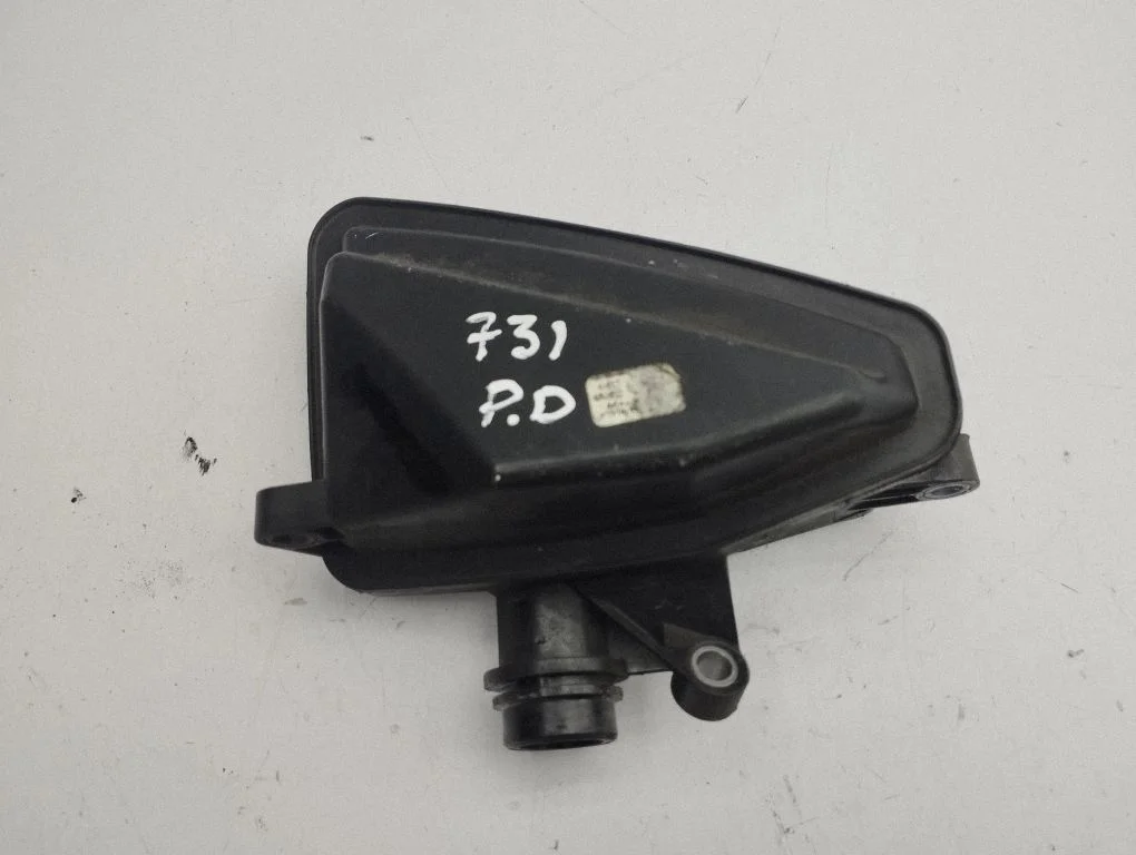 Sisselaske resonaator – Mercedes-Benz CLS-klass C218 X218 (2011-2017)