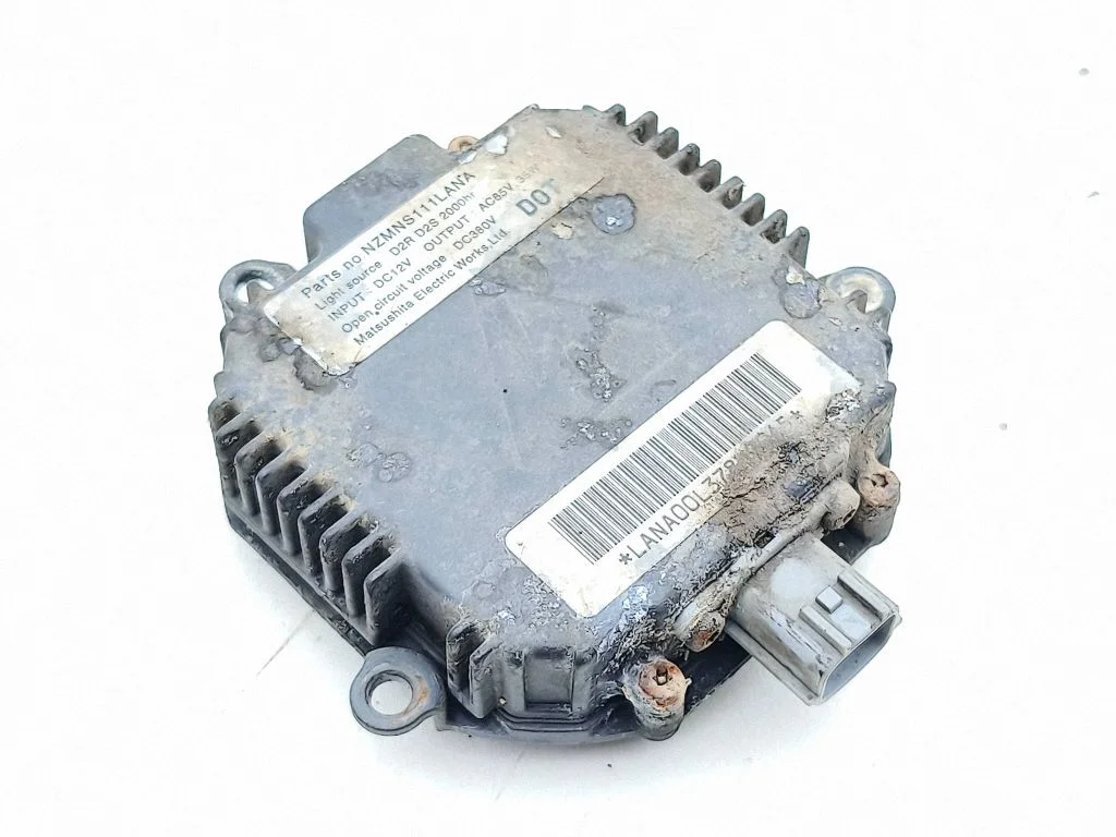 Headlight ballast module Xenon – Nissan 350Z (2002-2009)