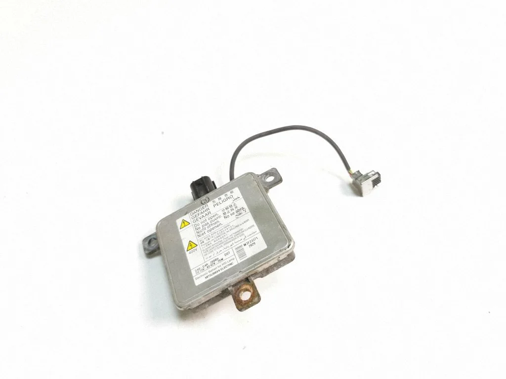 Przetwornica ksenonowa – Mitsubishi Outlander (2013-2021)