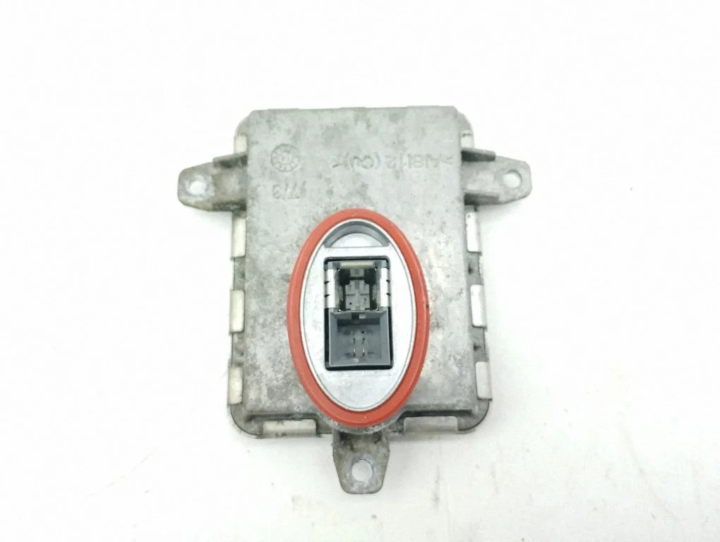 Headlight ballast module Xenon – Jeep Grand Cherokee (2010-2021)