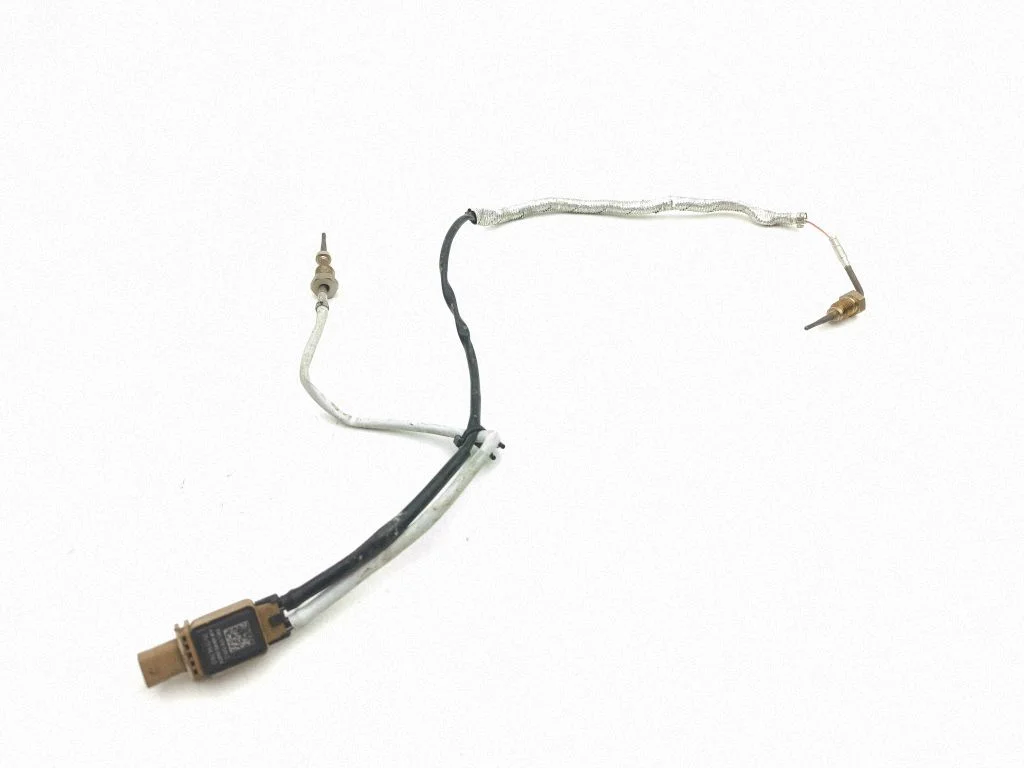 Heitgaasi temperatuuriandur 8W0919519C