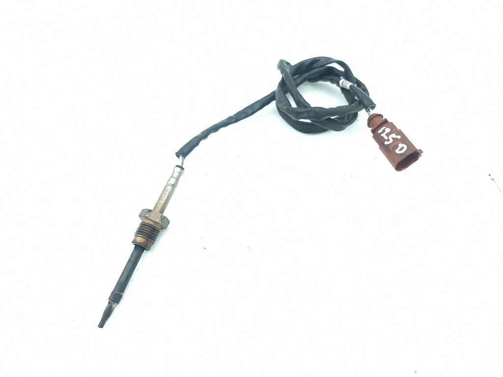 Izplūdes gāzu temperatūras devējs 04L906088DA