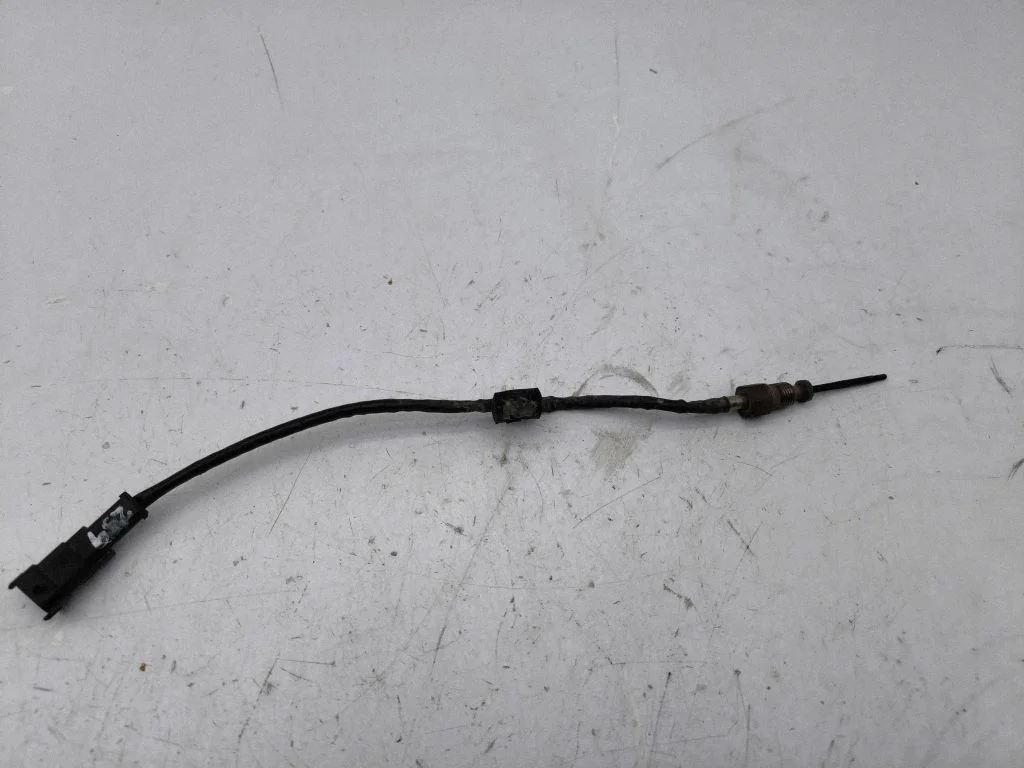 Exhaust gas temperature sensor – Hyundai i30 (2013-2016)