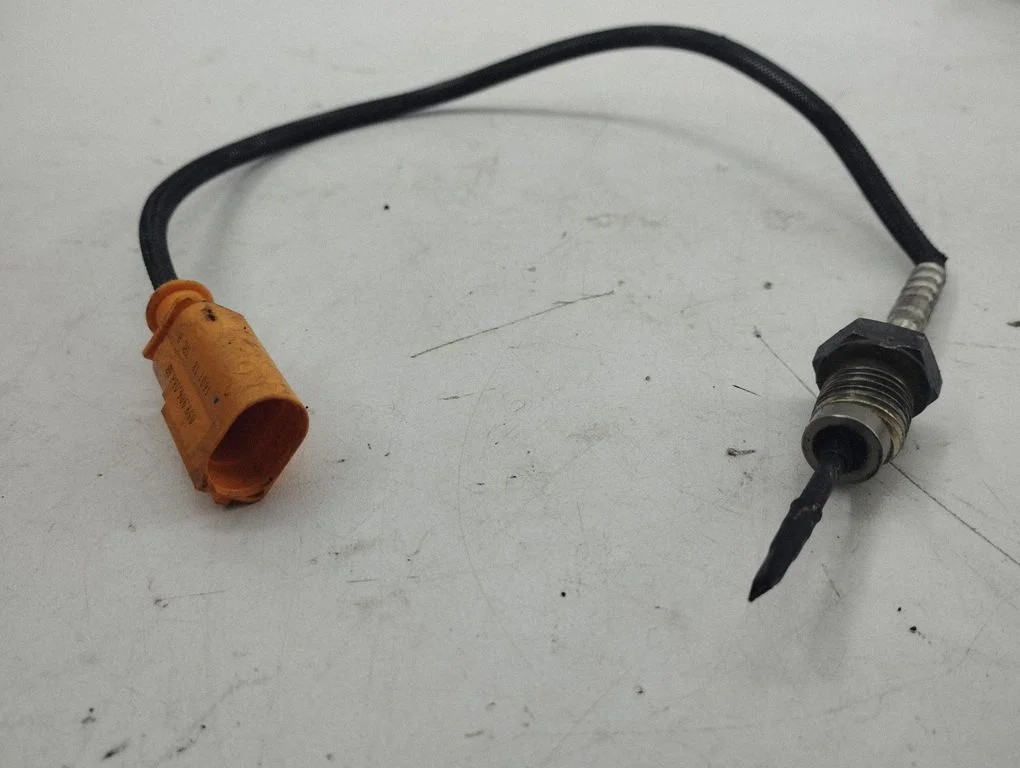 Exhaust gas temperature sensor 6X0973802C