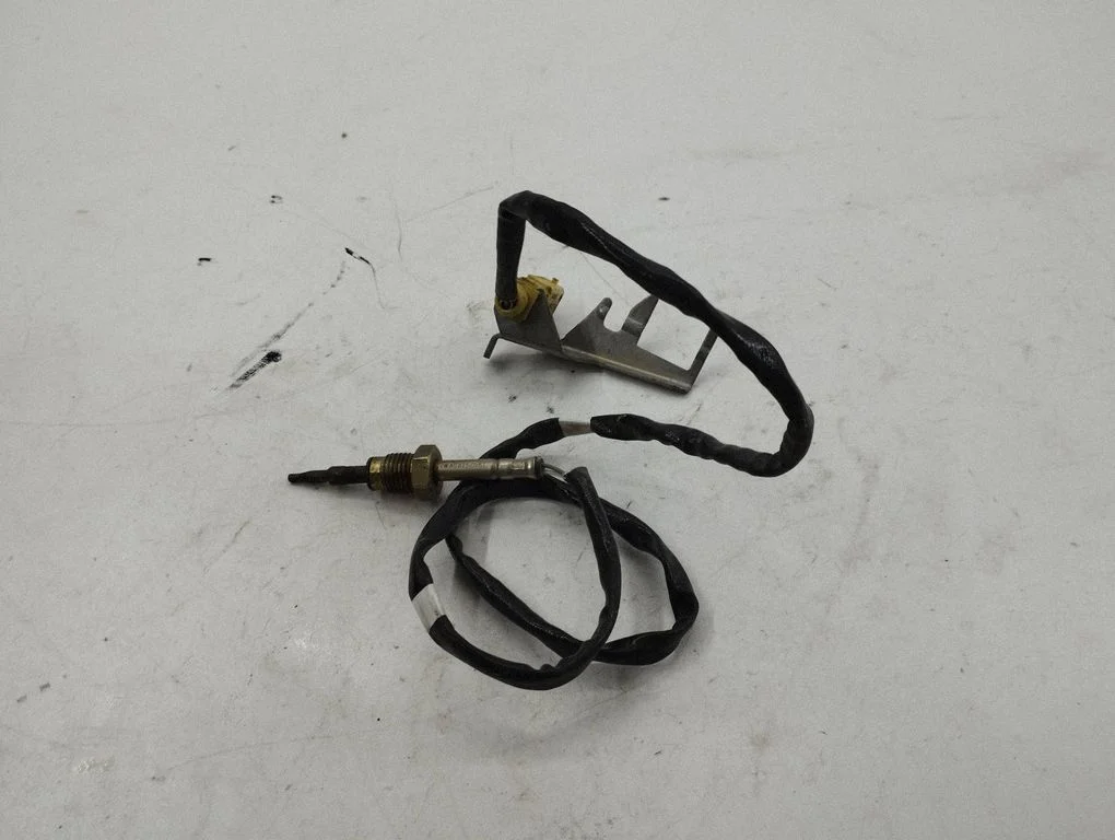 Exhaust gas temperature sensor 8W0906088