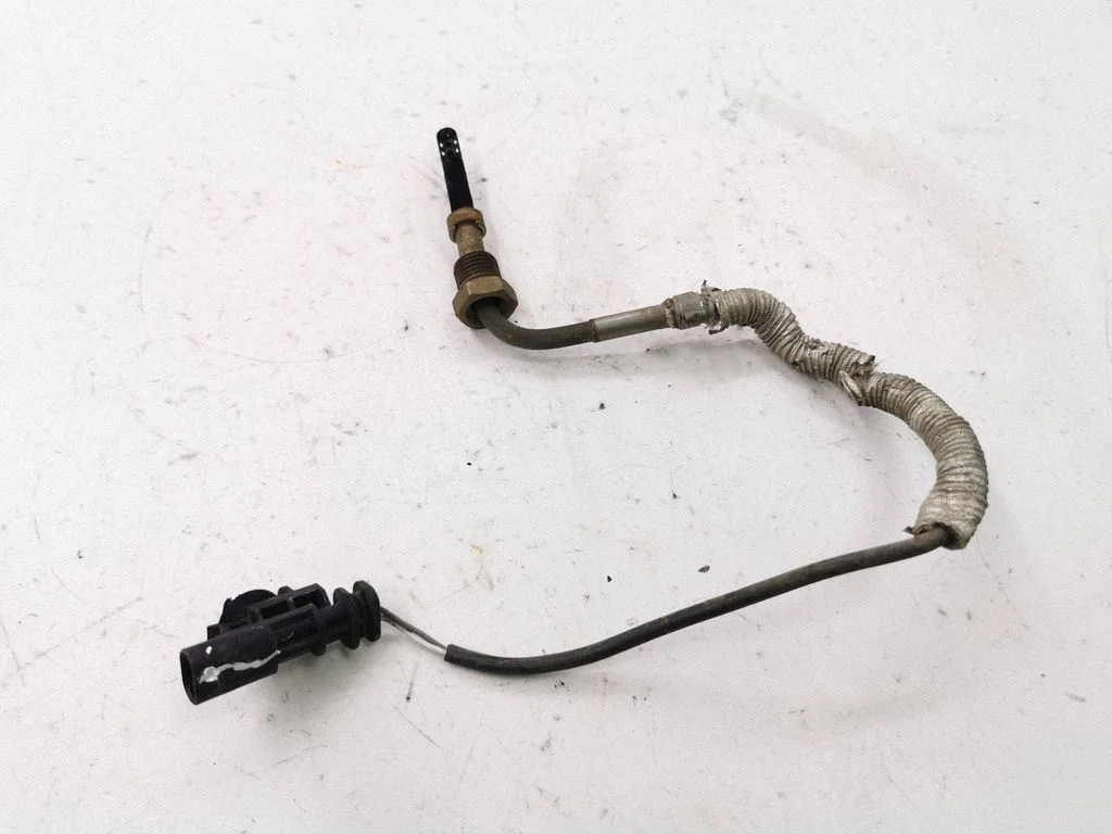 Exhaust gas temperature sensor 31370467