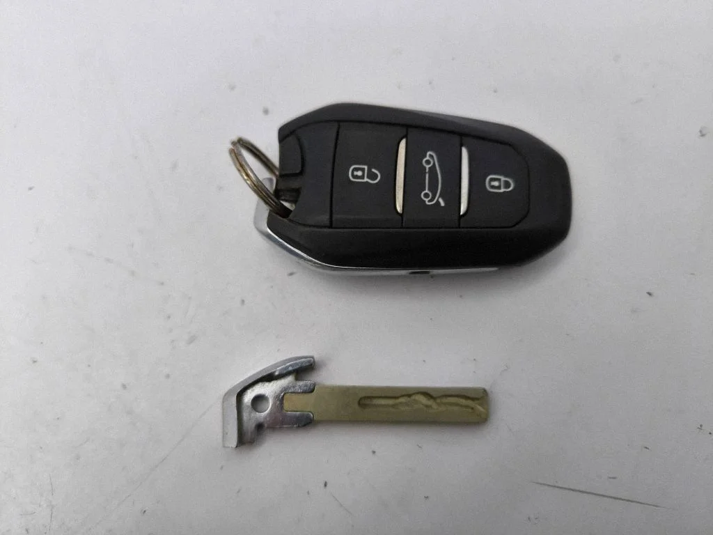 Ignition key/card