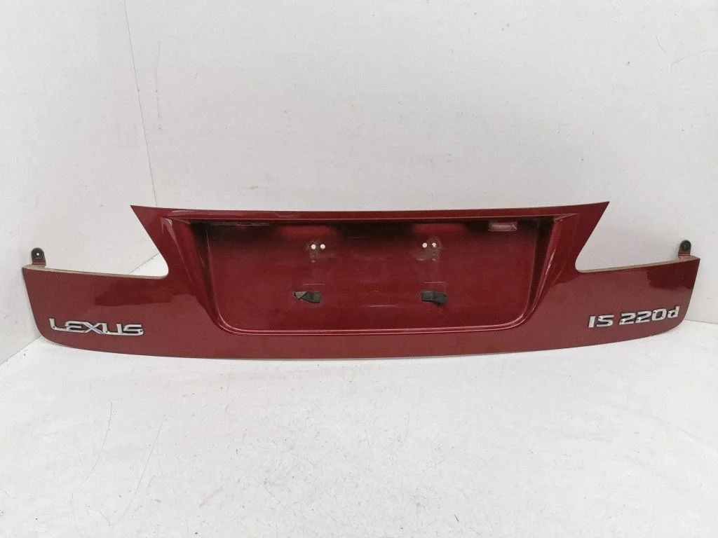 Aizmugurējā vāka apdare – Lexus IS 220D-250-350 (2006-2013)