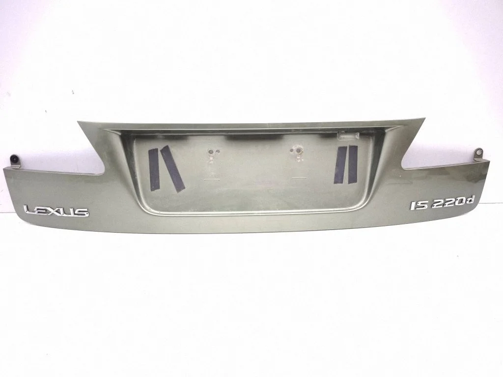 Aizmugurējā vāka apdare – Lexus IS 220D-250-350 (2006-2013)