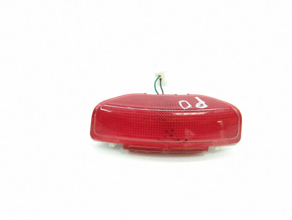Front door interior light – Hyundai Santa Fe (2006-2012)