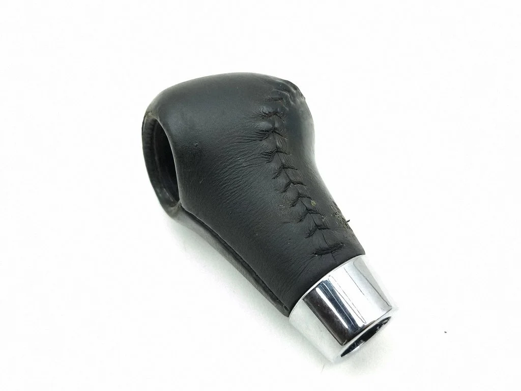 Gear lever shifter trim leather/knob