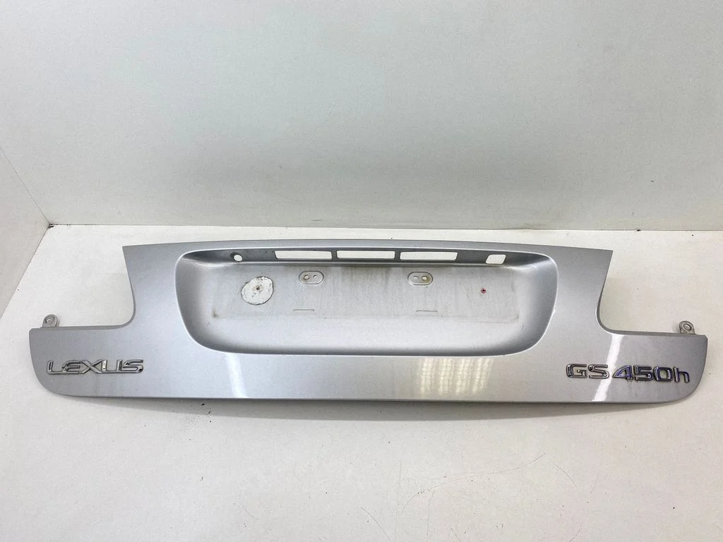 Aizmugurējā vāka apdare 680130140