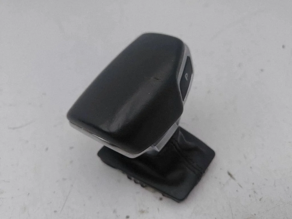 Gear lever shifter trim leather/knob