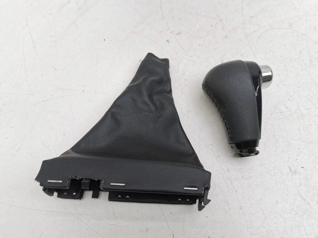Gear lever shifter trim leather/knob