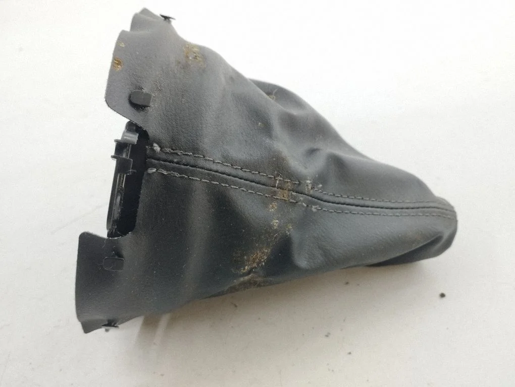 Gear lever shifter trim leather/knob