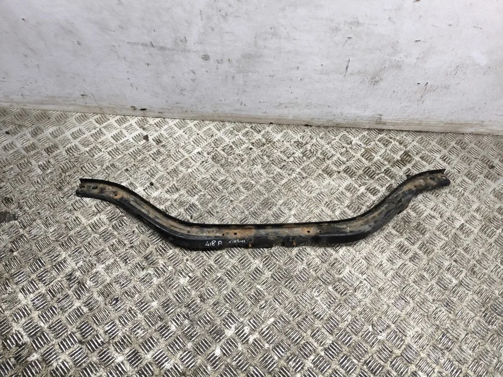 Top upper radiator support slam panel