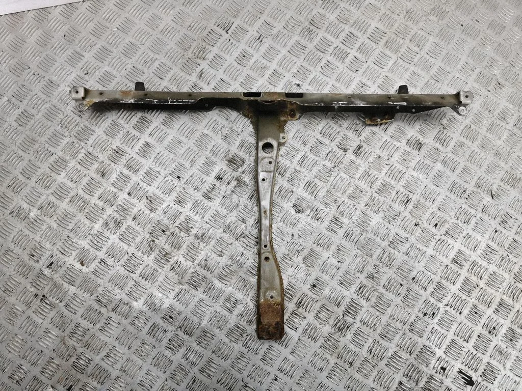 Top upper radiator support slam panel
