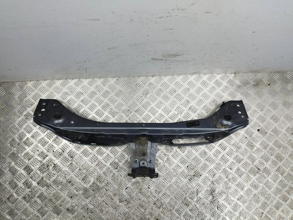 Top upper radiator support slam panel