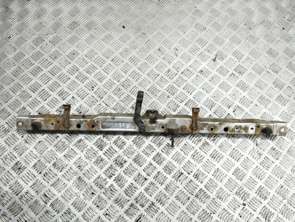 Radiatoru paneļa augšējā daļa