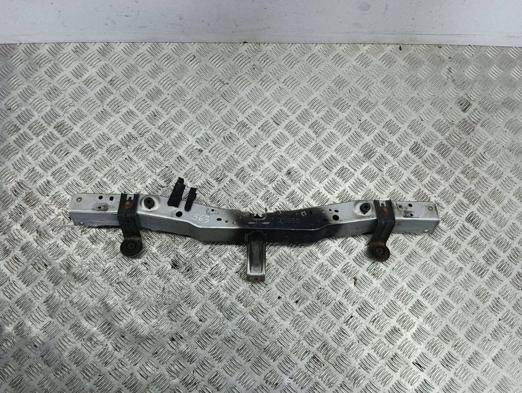 Top upper radiator support slam panel