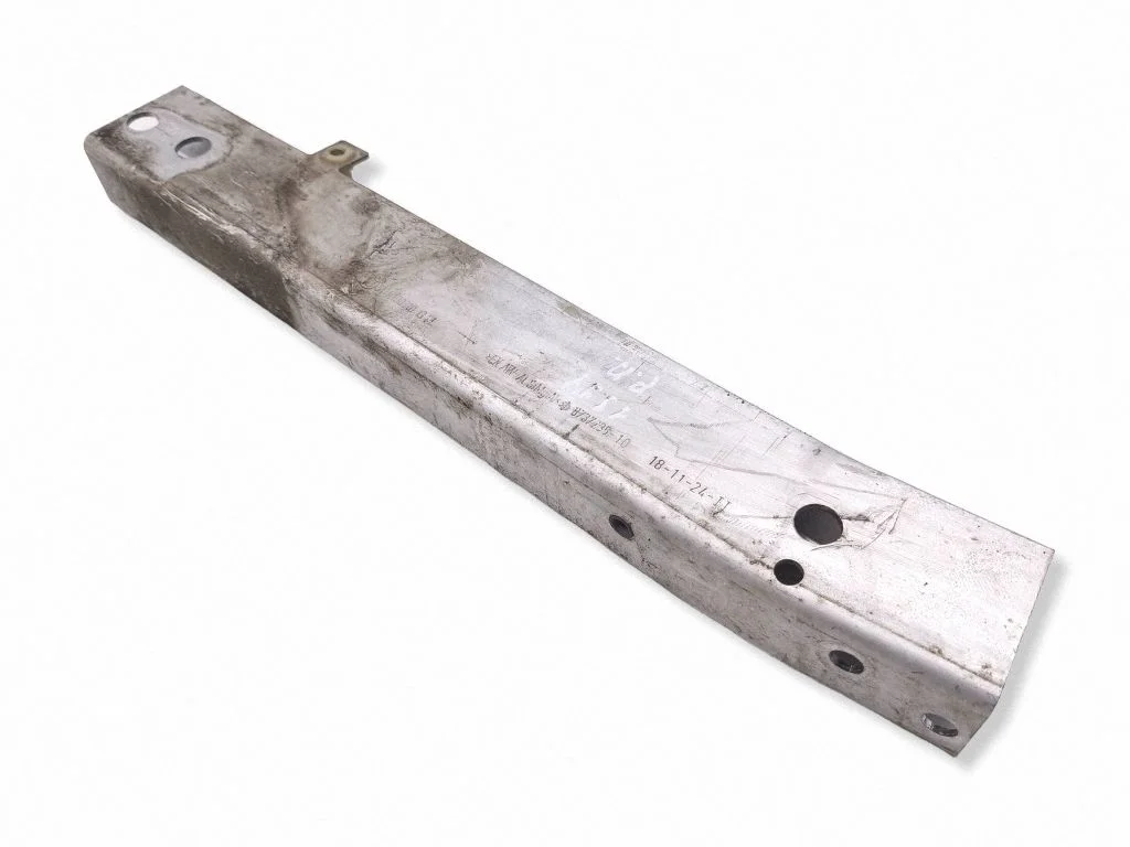 Radiatoru paneļa apakšējā daļa 8737235