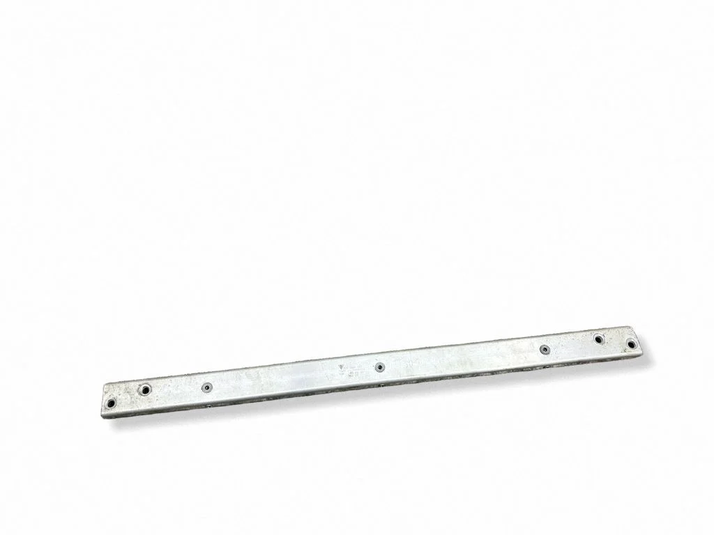 Bottom radiator support slam panel 9J1806303