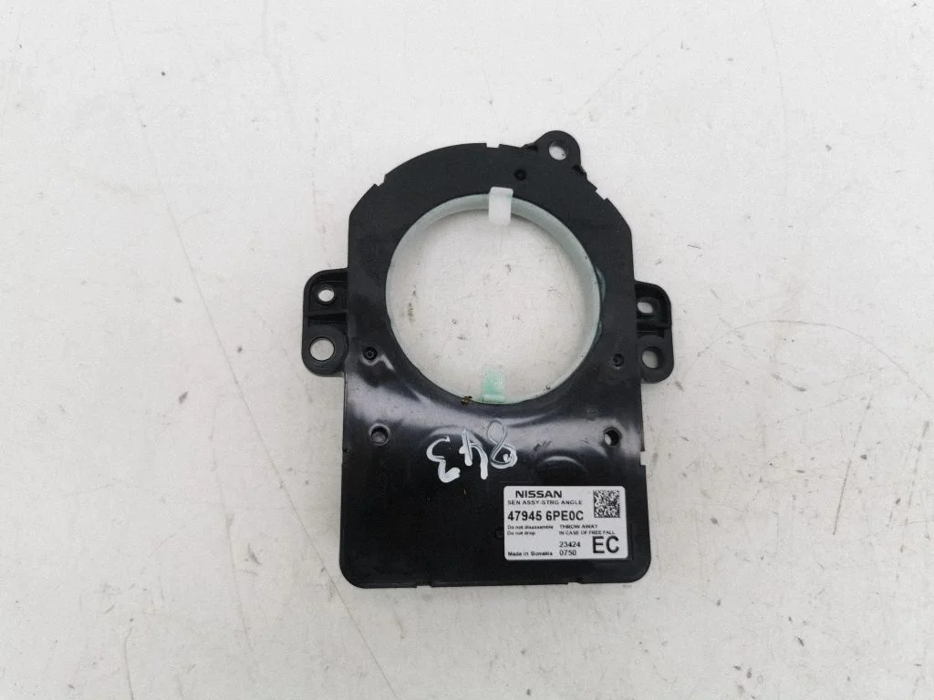 Rooli pöördenurga andur – Nissan Juke II F16 (2019-)
