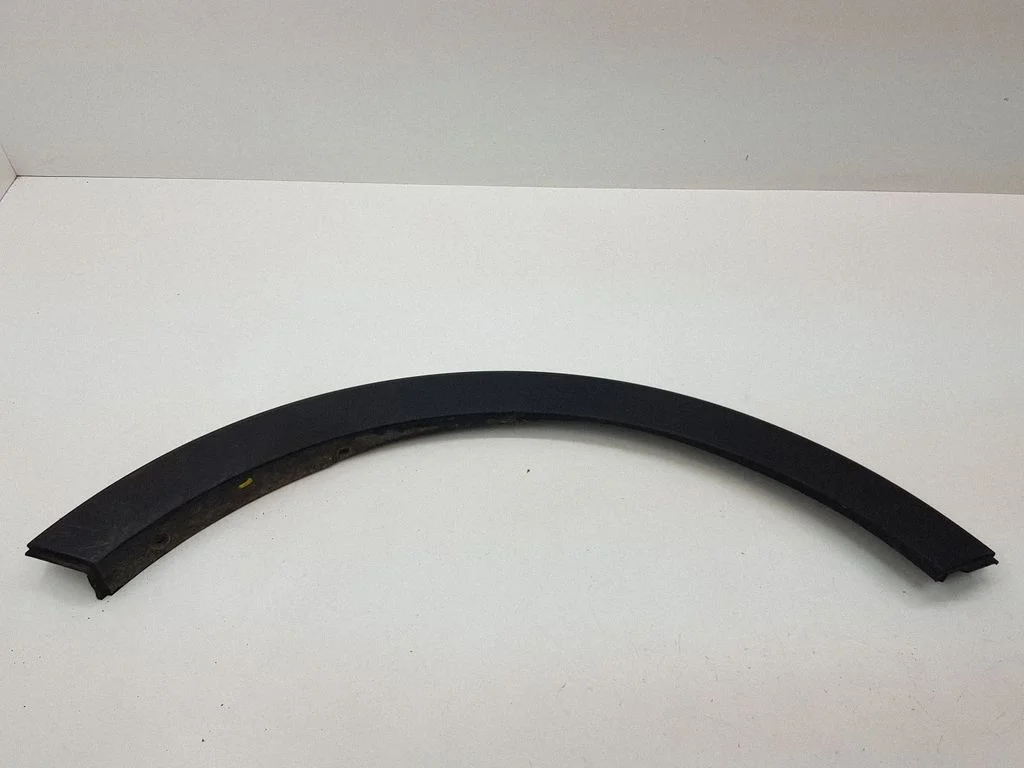 Poritiiva iluliist (molding) 877123U000
