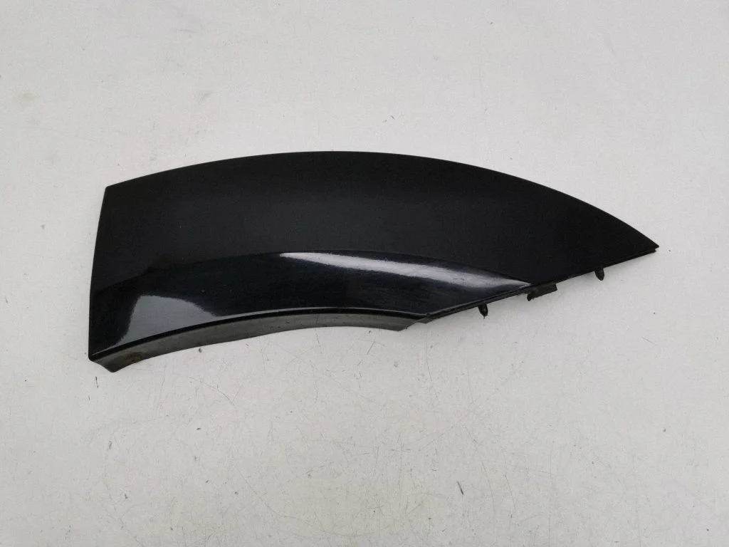 Fender trim (molding) – rear left