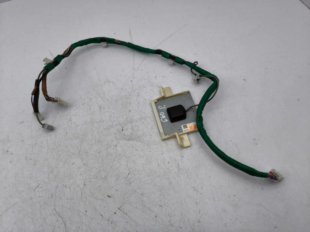 Antenn (GPS-antenn) – Lexus GS 300 350 430 450H (2005-2012)