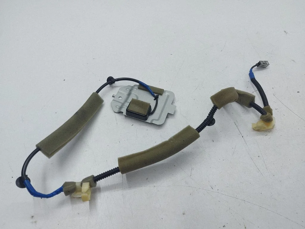 Aerial GPS antenna 39835TL0