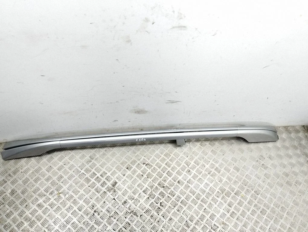 Roof bar rail