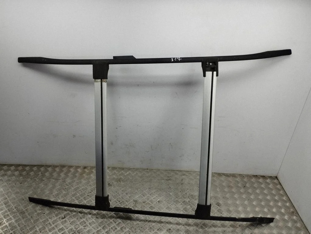 Roof bar rail
