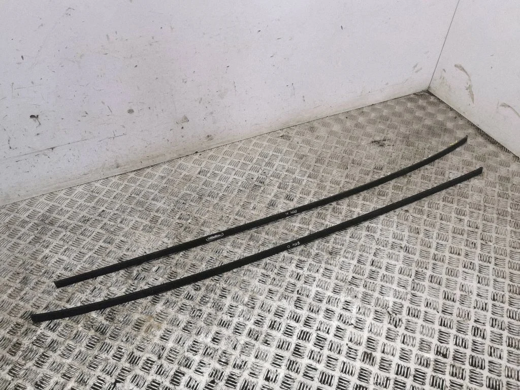 Katuse liist „molding"