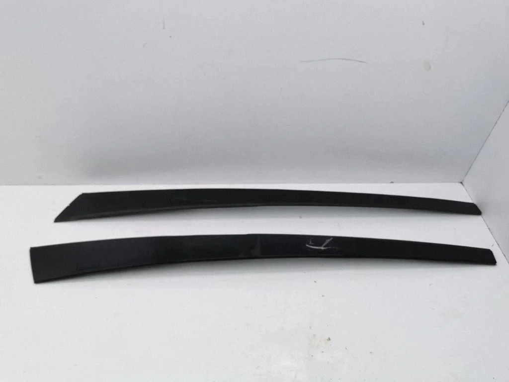 Katuse liist „molding" 607000132