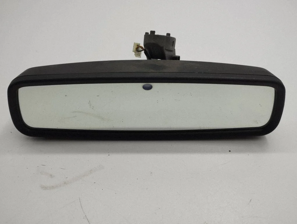 Rear view mirror (interior) 17E678