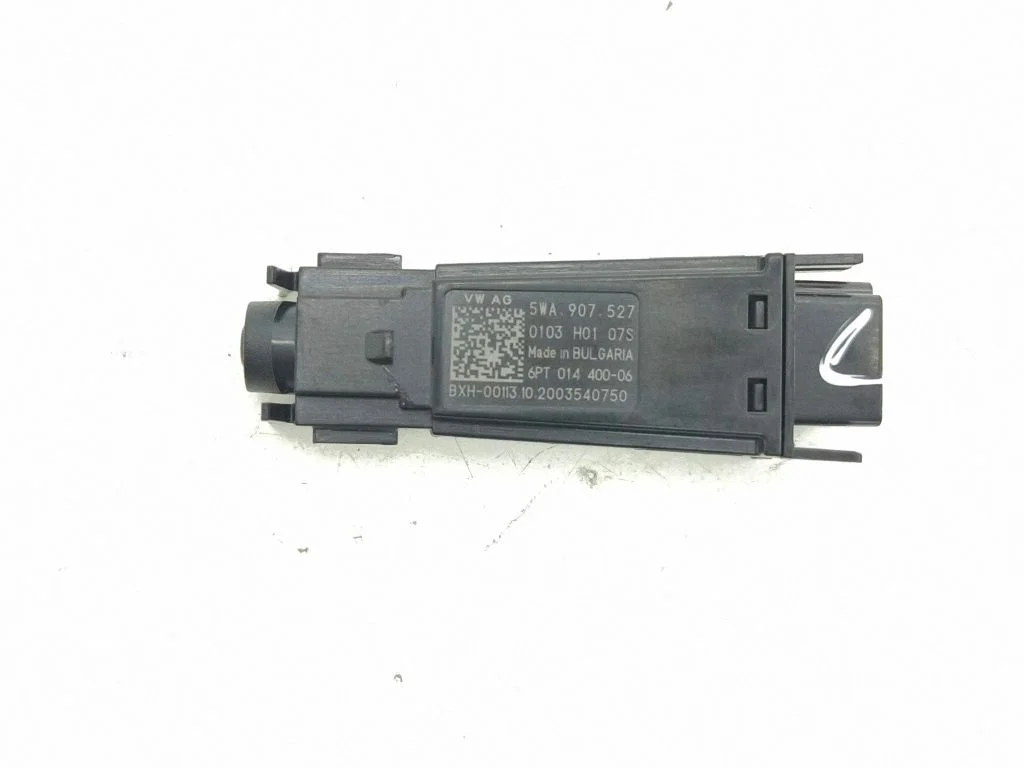 Interior temperature sensor 5WA907527