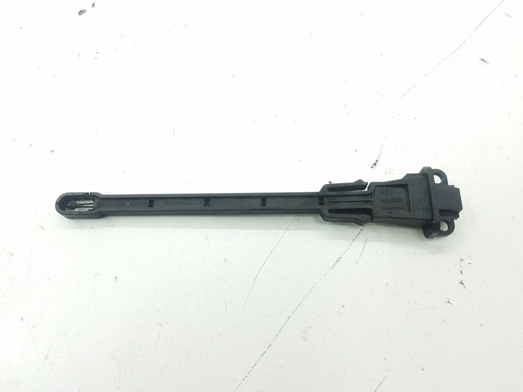 Interior temperature sensor 6938633