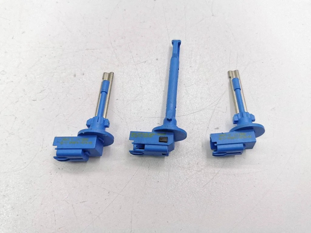 Interior temperature sensor 6B9119C734AA