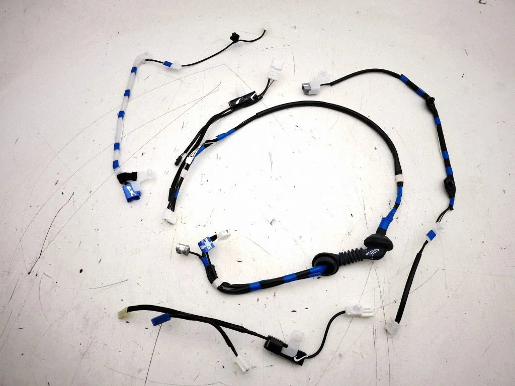 Tailgate/trunk wiring harness – Lexus RX 450H (2016-)
