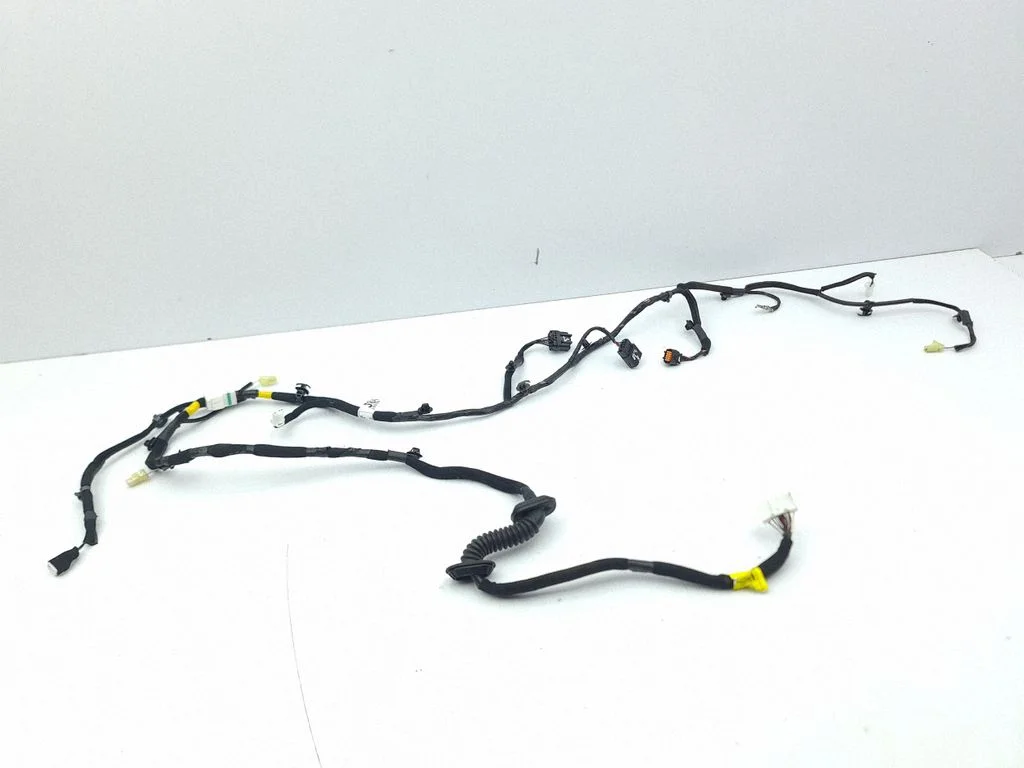 Tailgate/trunk wiring harness 91690G2030