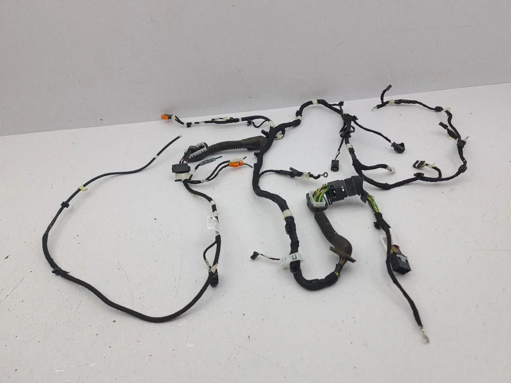 Tailgate/trunk wiring harness 9836558280