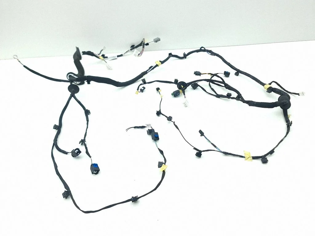 Tailgate/trunk wiring harness 240513107R