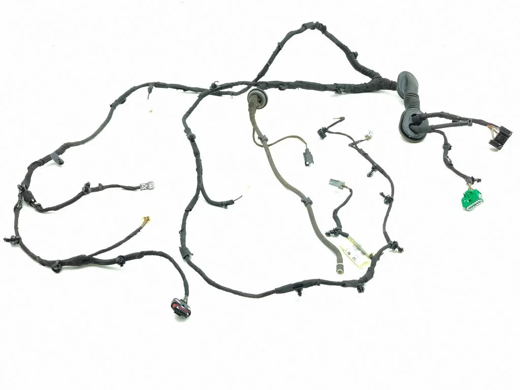 Tailgate/trunk wiring harness P68111047AE