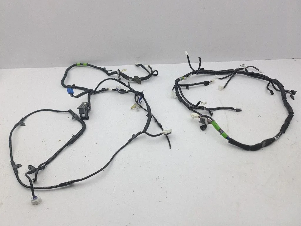 Tailgate/trunk wiring harness GJH46706010