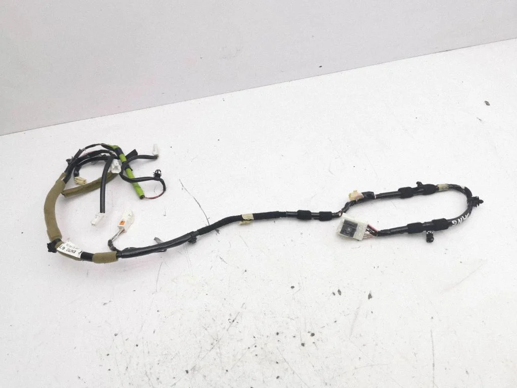 Tailgate/trunk wiring harness EH7067060Z02